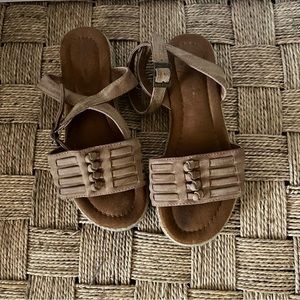 BearPaw Sandals